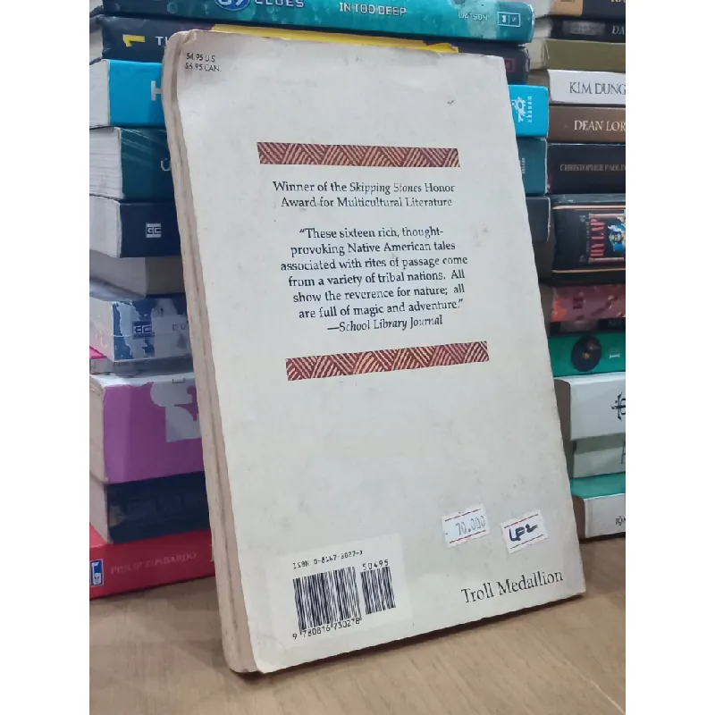 Flying with the eagle, racing the great bear (story from native north america) - Joseph Bruchac 704252