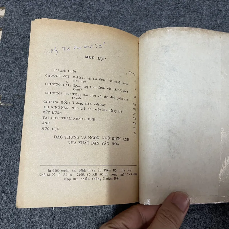 Đặc trưng và ngôn ngữ điện ảnh (c47) 1002353