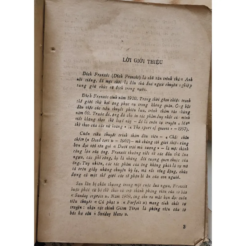 Tiểu thuyết trinh thám cổ điển của Dick Francis: DƯỚI TRỜI MÙ SƯƠNG  703960