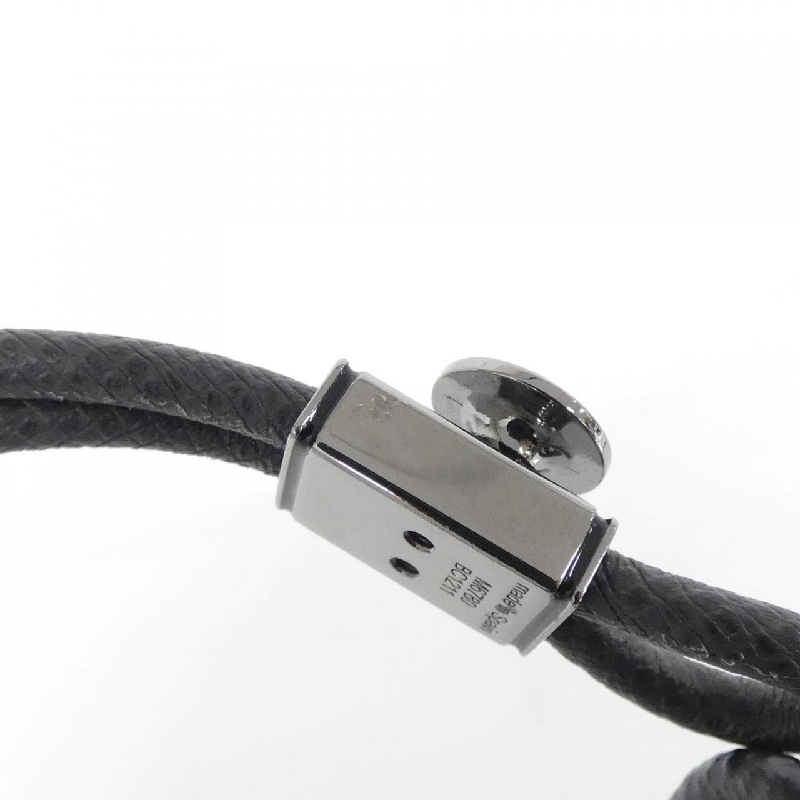 Louis Vuitton Taiga Lama Bracelet Loop It 21cm M6780D - Hàng hiệu Authentic 772512