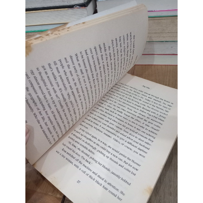 The villa - Sarah Sands 737959