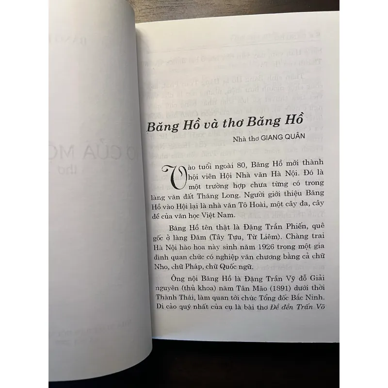 Băng Hồ - Thơ của một người (kèm chữ ký tặng) 606265