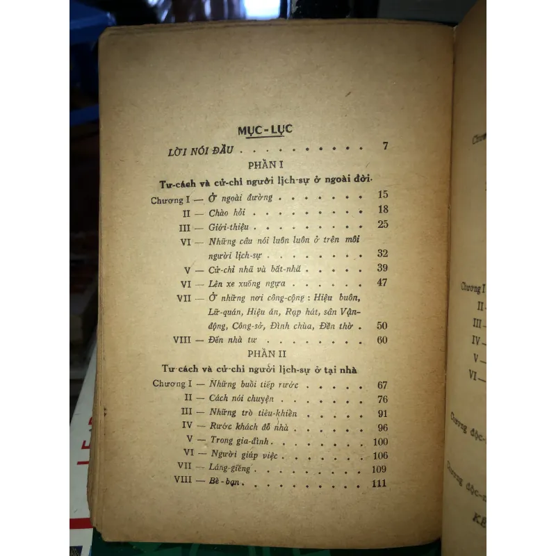 Người lịch sự - phép xã giao và ăn mặc theo đời sống mới - Phạm Cao Tùng 784543