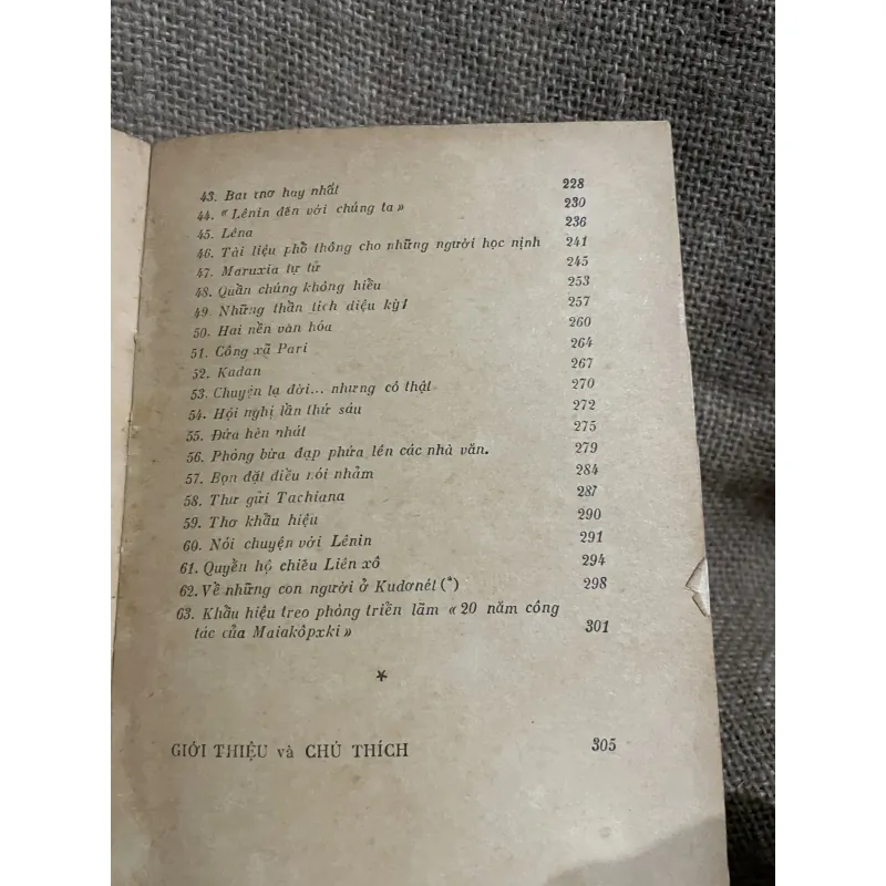 Thơ тойа корхкі - Vladimir Mayakovsky (Maia-kopxki ; Maiakovski), 994205