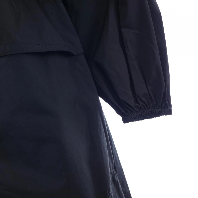 Áo khoác MONCLER LINS - Hàng hiệu Chính hãng 822102