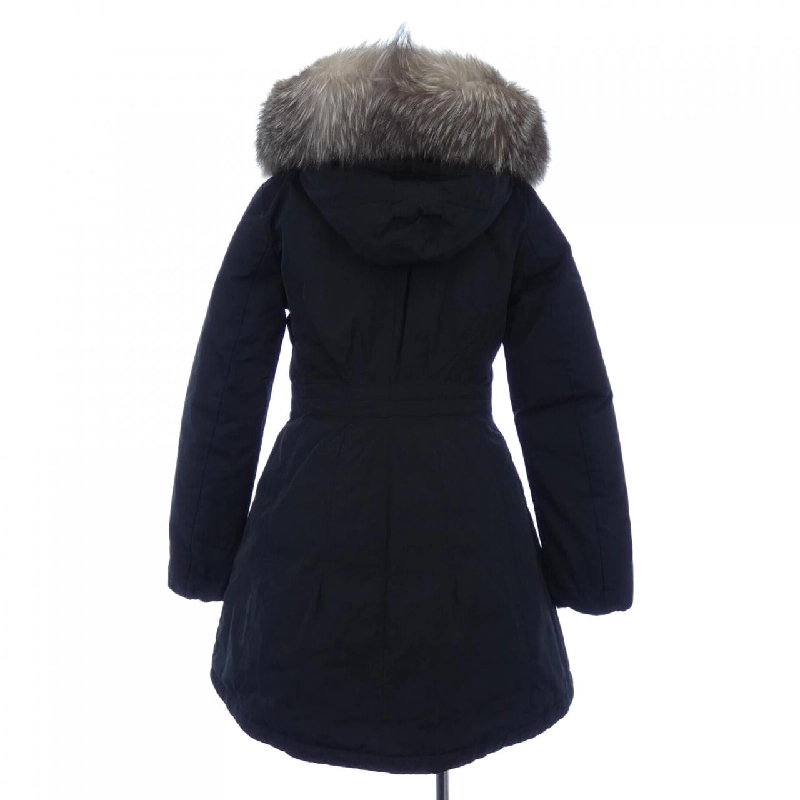 Áo khoác lông vũ MONCLER 642474