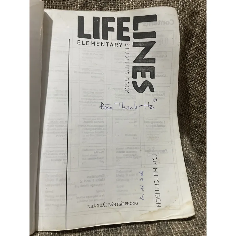 Sách LIFELINES ELEMENTARY STUDENT'S BOOK - AND WORKBOOK  1007006