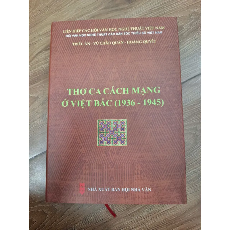 Thơ ca cách mạng ở Việt Bắc (1936 - 1945) - Triều Ân, Vũ Châu Quán, Hoàng Quyết 759833