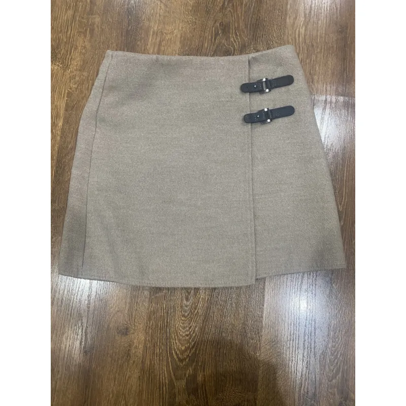 Chân váy dạ  748480