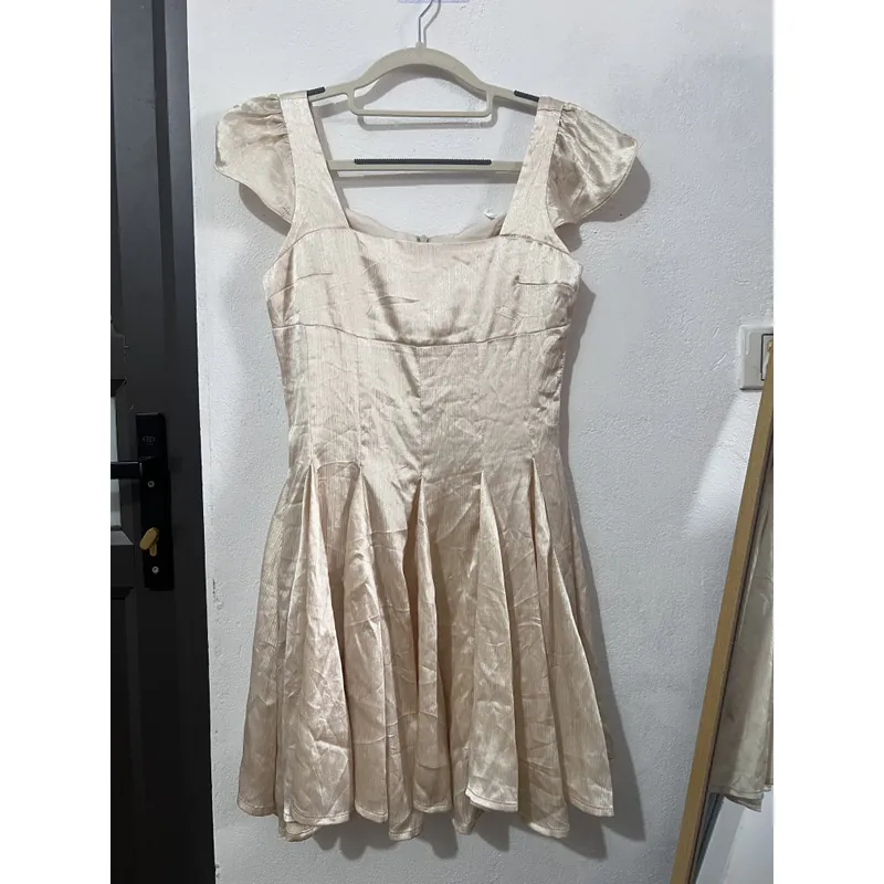 Váy xinh lụa 589772