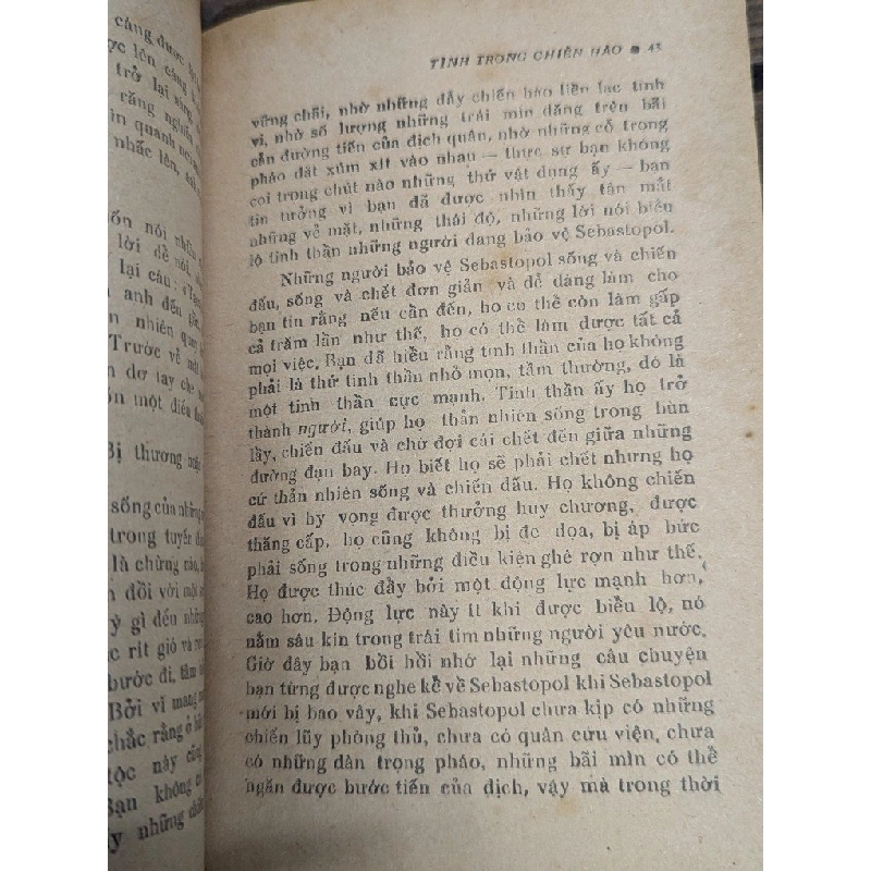 TÌNH TRONG CHIẾN HÀO - LÉON TOLSTOI ( BẢN DỊCH HOÀNG HẢI THUỶ ) 304387