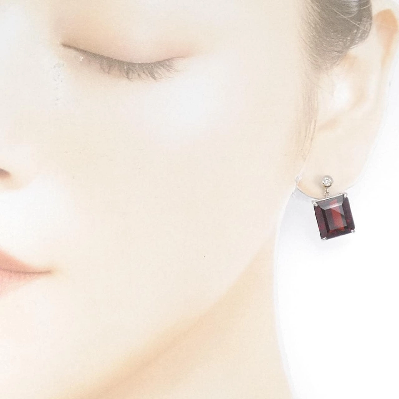 K18WG Garnet Bông tai - Hàng hiệu Chính hãng 868809