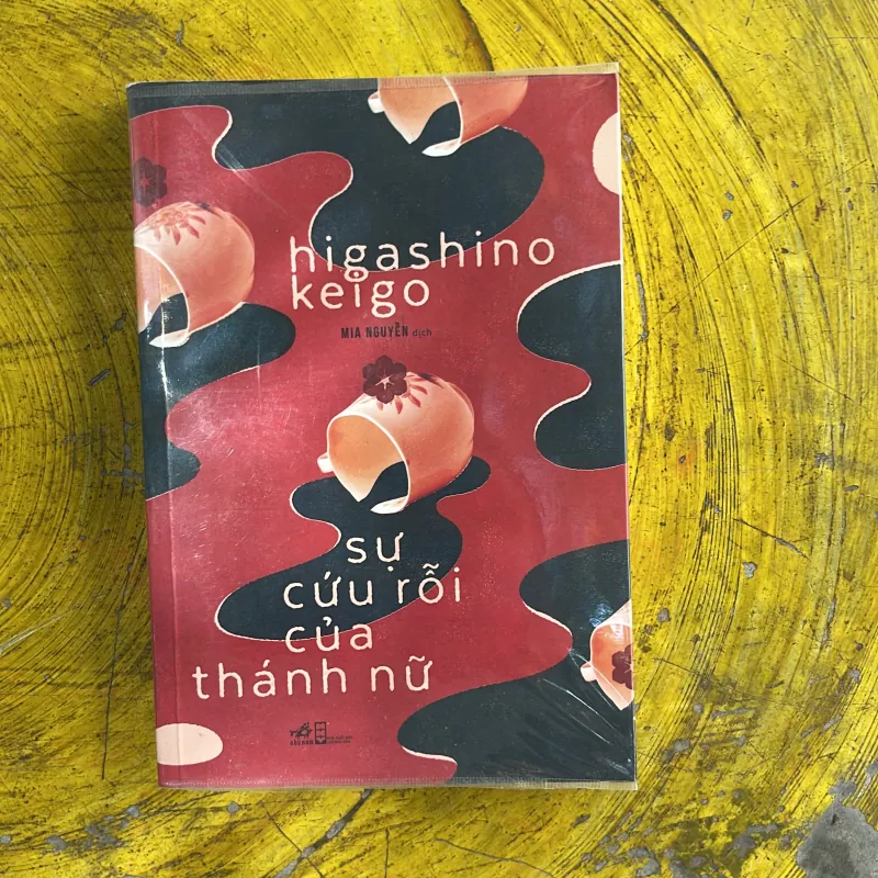 SỰ CỨU RỖI CỦA THÁNH NỮ - HIGASHINO KEIGO 998180