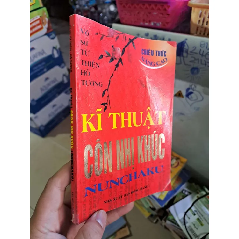 [Sách Cũ SCGR] Kĩ thuật côn nhị khúc (Nunchaku) - Từ Thiện Hồ Tường SỨC KHỎE - THỂ THAO HCM0910 681092