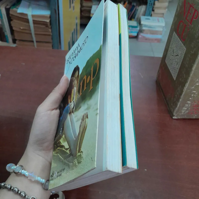 N.P, THẰN LẰN - BANANA YOSHOMOTO 762600