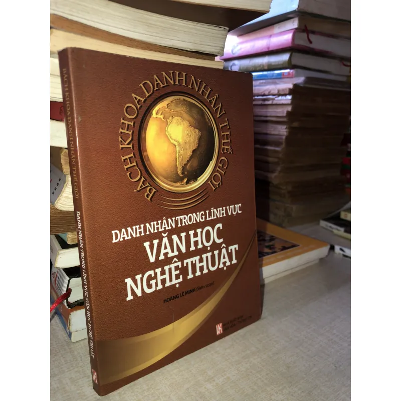 Danh nhân trong lĩnh vực văn học nghệ thuật 993696