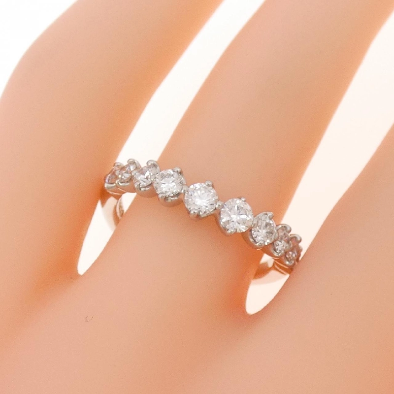 Nhẫn kim cương PT900 0.706CT 667791