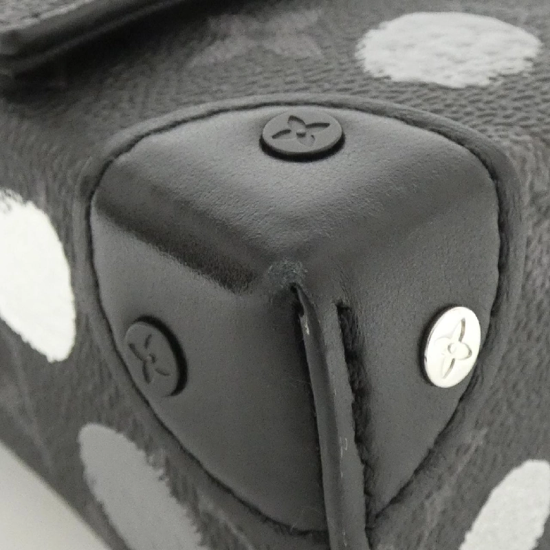 Túi xách vai Louis Vuitton Monogram Eclipse (LV X YK) Steamer Wearable Wallet M81935 - Hàng hiệu Chính hãng 768090