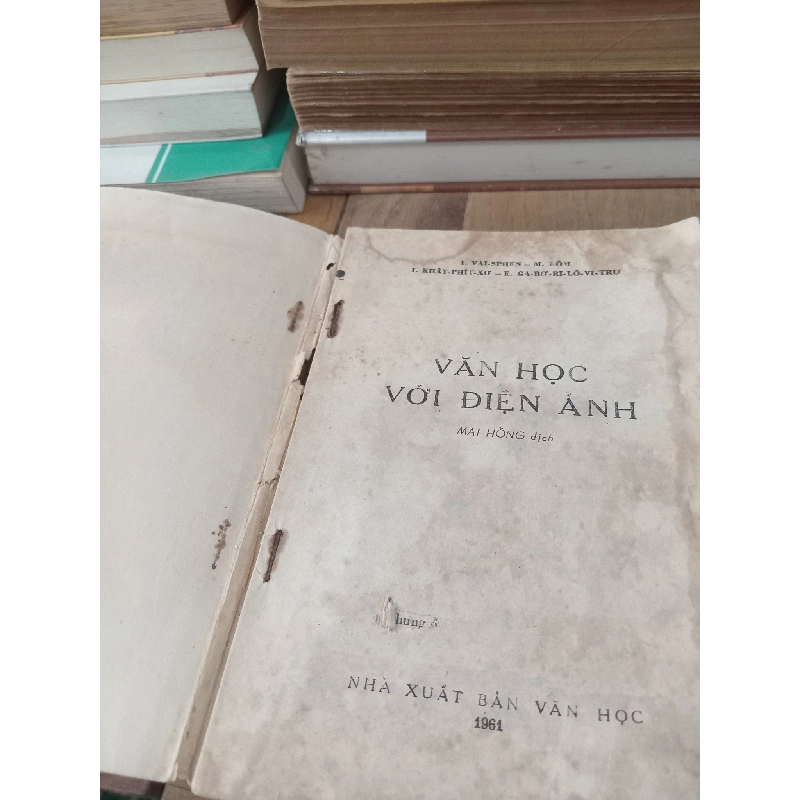 Văn học với điện ảnh - I. Vai-sphen, M. Rôm, I. Khây-phít-xơ, E. Ga-bơ-ri-lô-vi-trư 784470