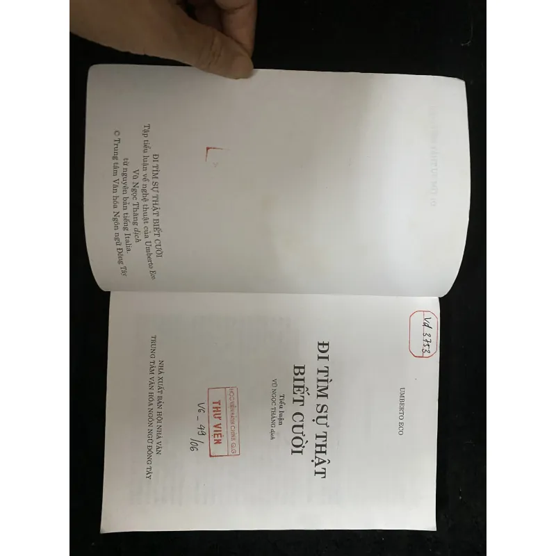 Đi Tìm Sự Thật Biết Cười -Umberto Eco, do Vũ Ngọc Thăng dịch và được Nhà 1030423