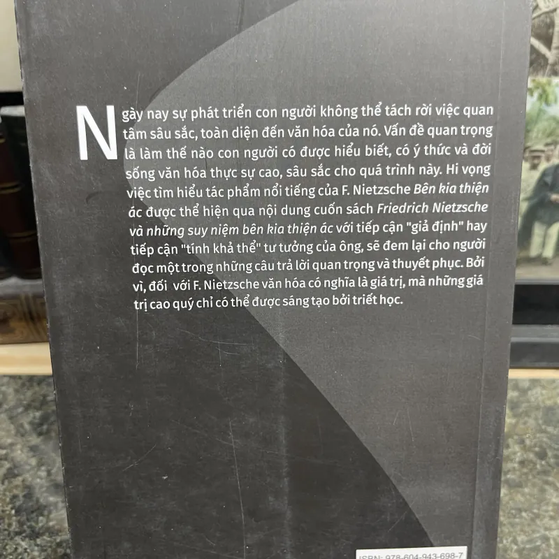 Friedrich Nietzsche và những suy niệm bên kia thiện ác Phạm Văn Chung 752455