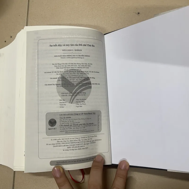 Sự trỗi dậy và suy tàn của đế chế thứ ba  1021657