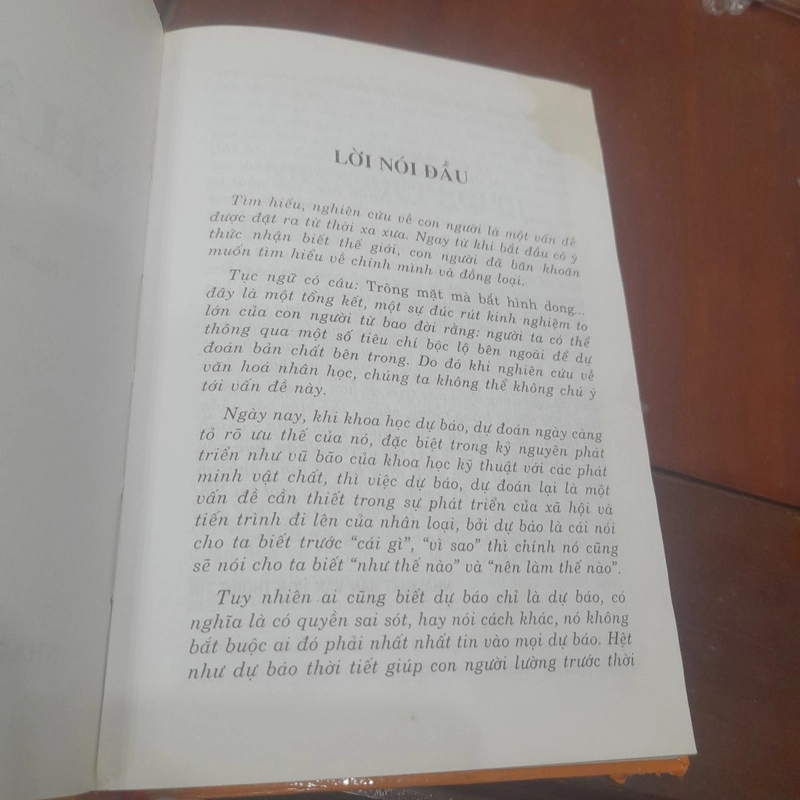 NHÂN HỌC (tri nhân tri diện tri tâm) 519378