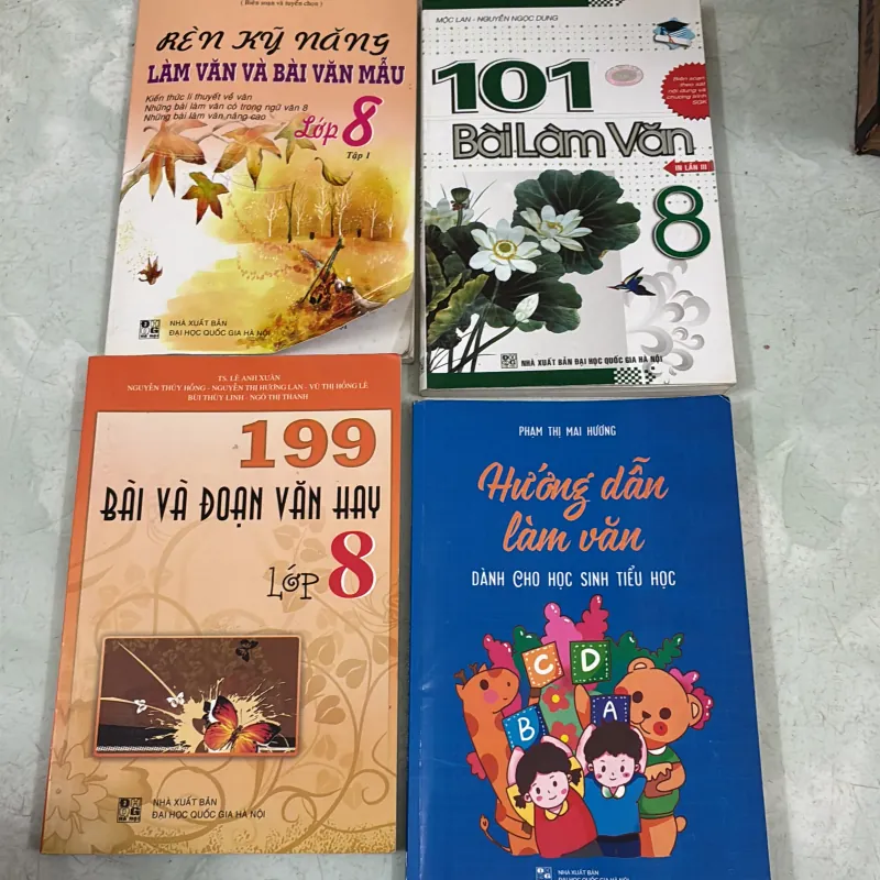 Làm văn lớp 8 (4 cuốn) 1034776