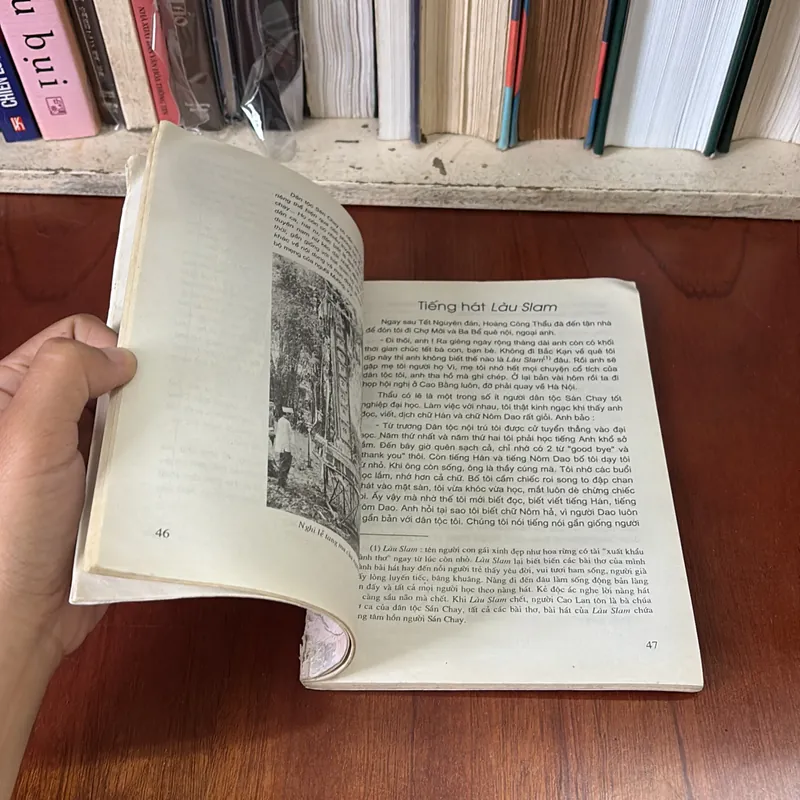 Tựa sách: Truyện Kể Về Phong Tục Truyền Thống Văn Hoá Các Dân Tộc Việt Nam (Tập 1) - 2006 595962