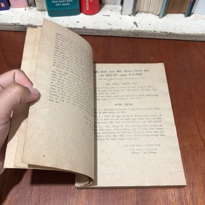 II Sách Chính Trị: Chế Độ Mới Về Xây Dựng Cơ Bản (Tập 1) - 1984 777761