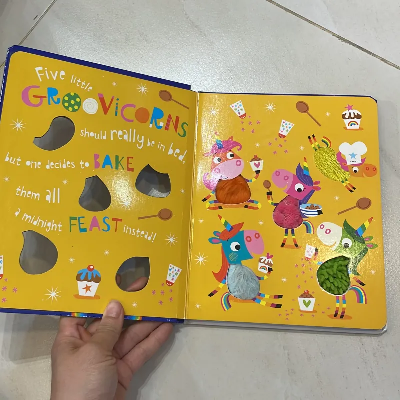 NGOẠI VĂN tiếng anh trẻ em : Goodnight little Groovicorns - sách đẹp bìa cứng  1027556