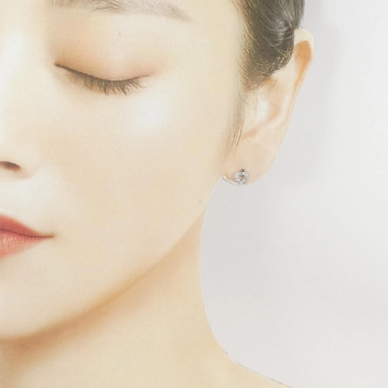 K18WG Bông tai kim cương hình trái tim 0.12CT - Hàng hiệu Chính hãng 872586