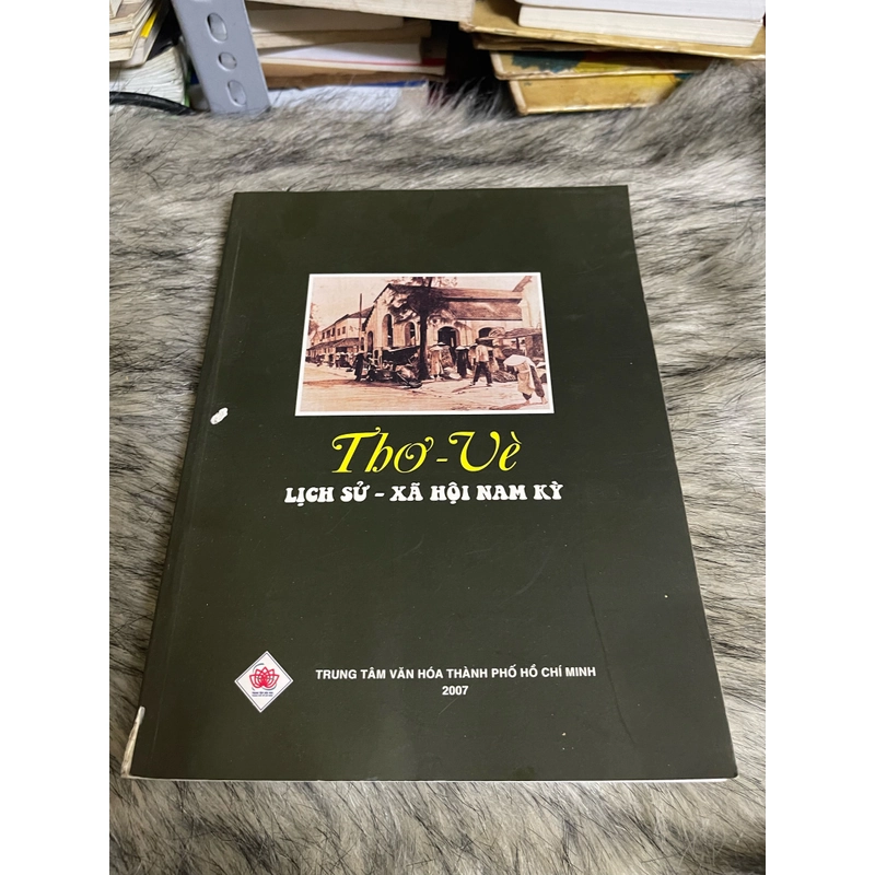 Thơ vè lịch sử -xã hội Nam kỳ 531636