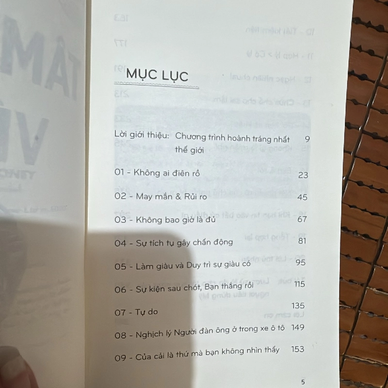 Tâm lý học về tiền - Morgan Housel 463797