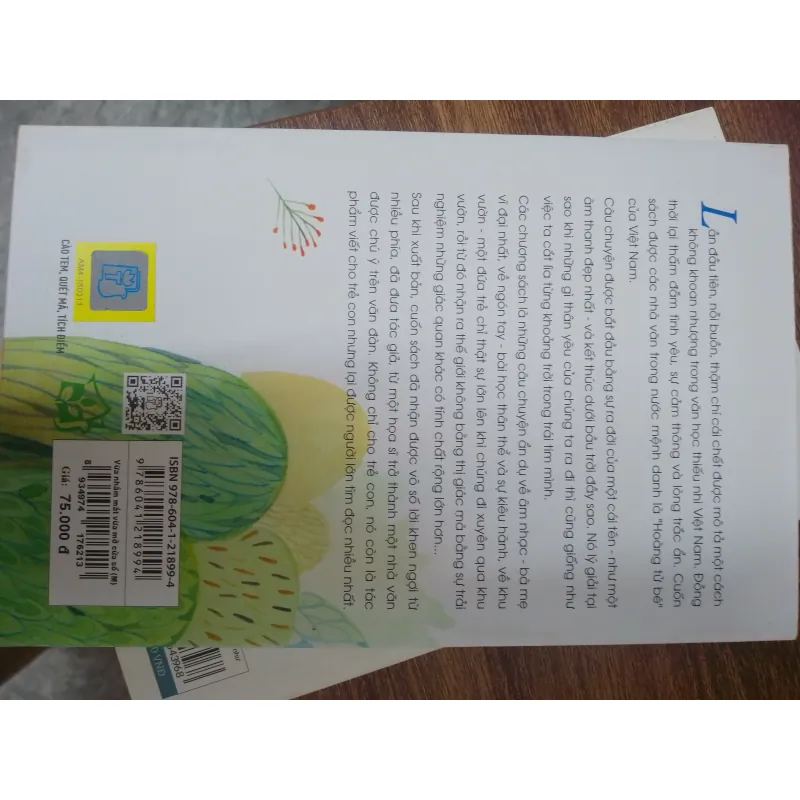 Sách vừa nhắm mắt vừa mở cửa sổ 568474