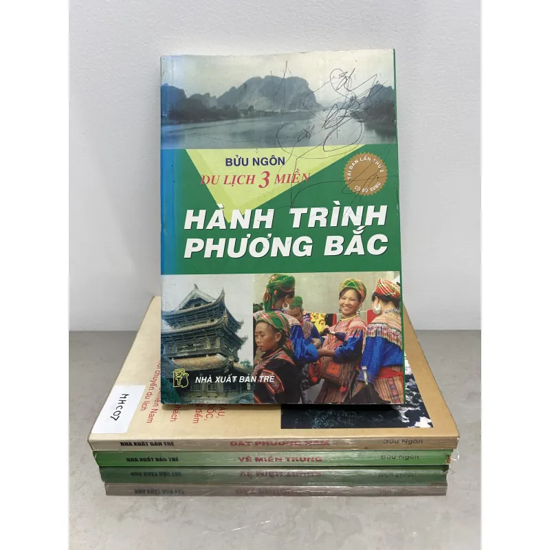Bộ sách “Du lịch ba miền” của tác giả Bửu Ngôn. 1024972