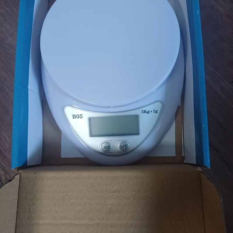 Cân Tiểu Ly, Cân 3 kí, Nấc 1g, sẵn 2 pin, Hàng mới 575431