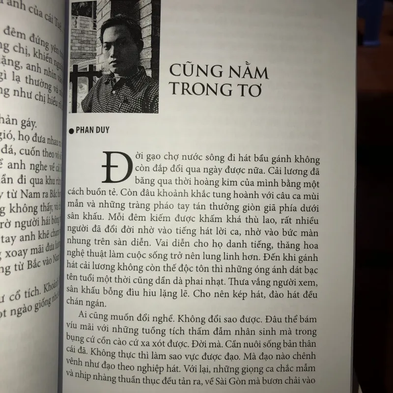 Tuyển tập văn xuôi tạp bút 1028208