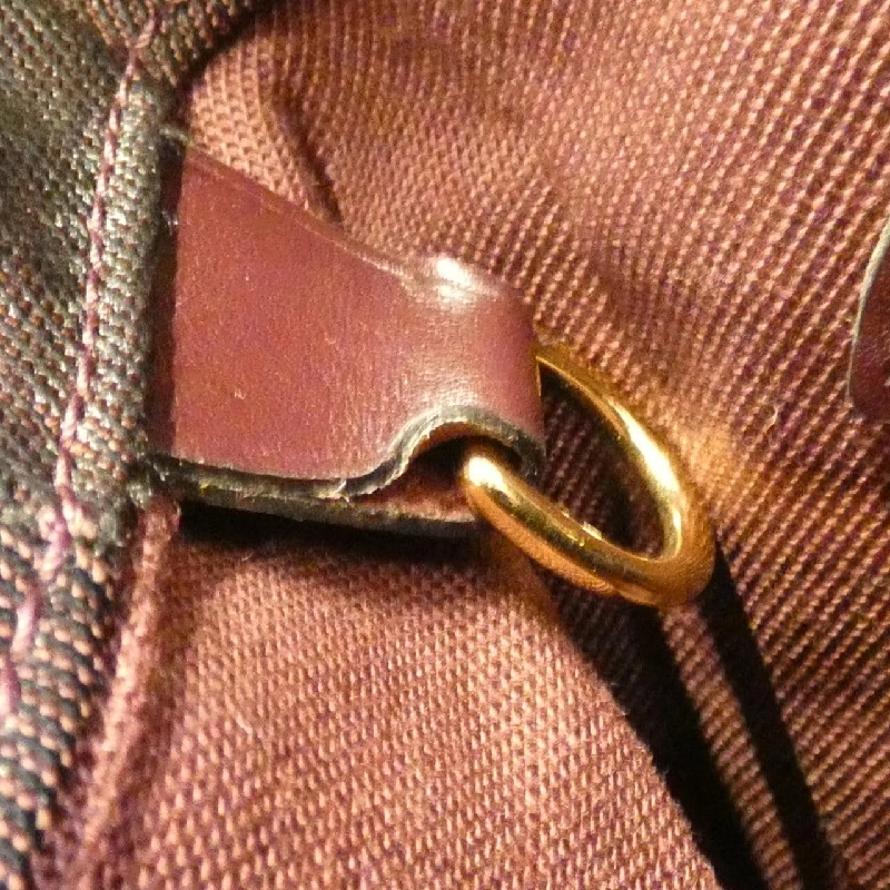 Balo Louis Vuitton Taiga Cassia M30176 - Hàng hiệu Chính hãng 776662