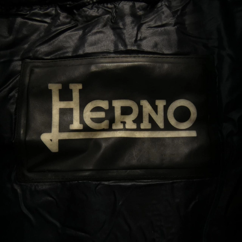 【Mã giảm giá】Áo khoác lông vũ Herno 642306