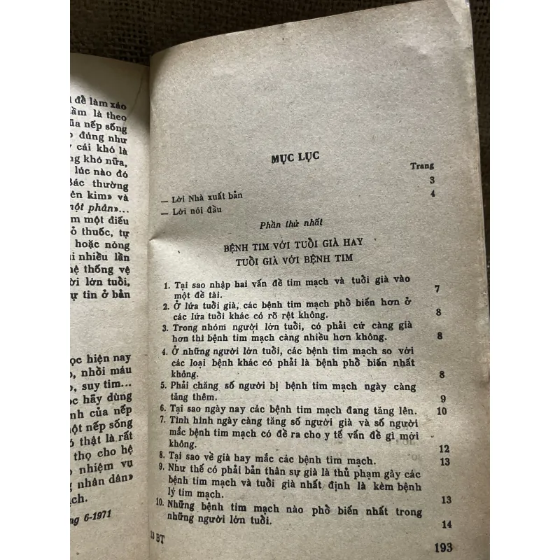 Bệnh tim mạch với người lớn tuổi - 200 trang  799007