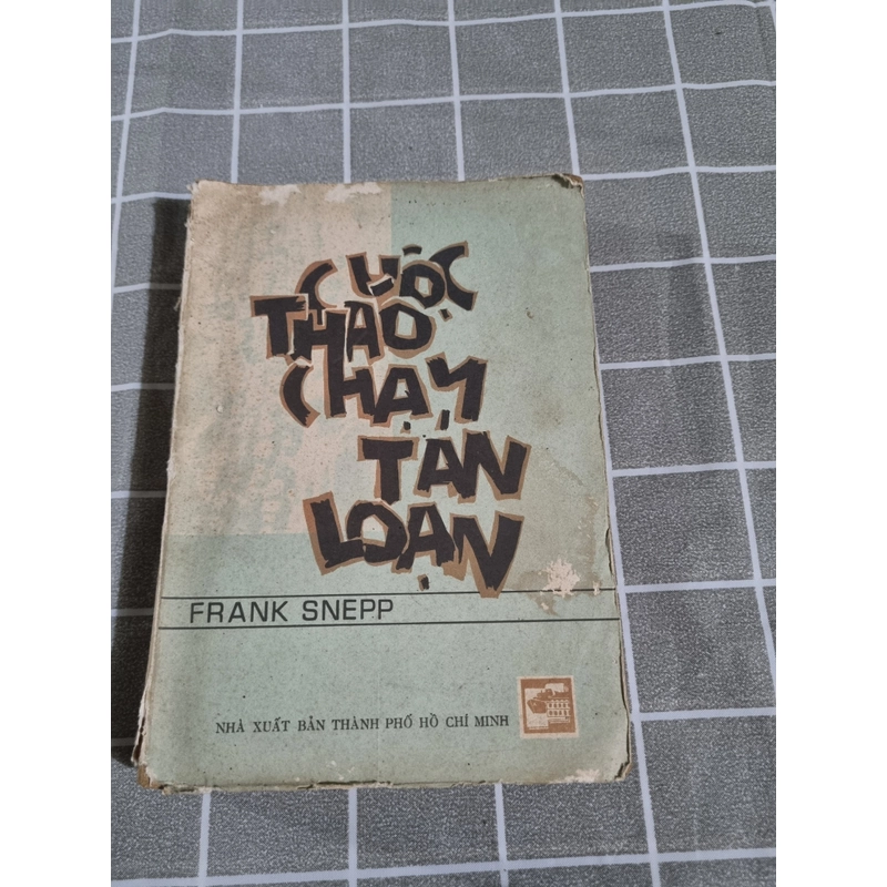 Quần tháo chạy toán loạn 226388