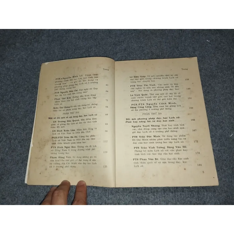 ĐỔI MỚI VIỆC DẠY, HỌC LỊCH SỬ. LẤY "HỌC SINH LÀ TRUNG TÂM" 698913