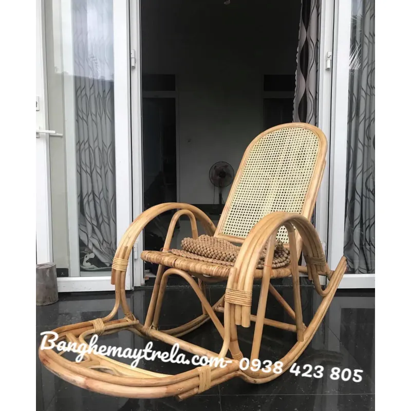 Ghế mây bập bênh lưới mắt cáo ngồi thoáng mát 683272