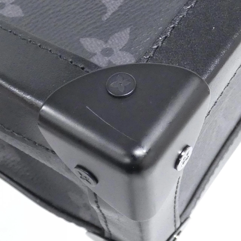 Túi xách vai Louis Vuitton Monogram Eclipse Soft Trunk M44730 - Hàng hiệu Chính hãng 801778