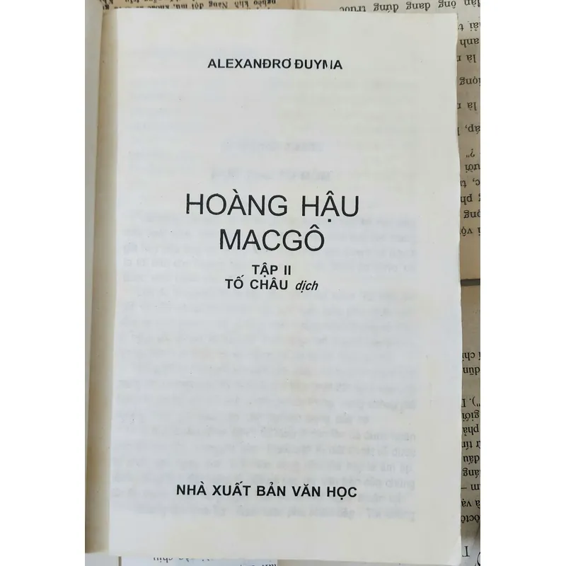 Alexandre Dumas cha - HOÀNG HẬU MARGOT 703482
