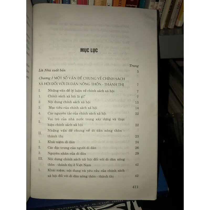 Chính sách xã hội đối với di dân nông thôn - thành thị ở Việt Nam hiện nay  704317