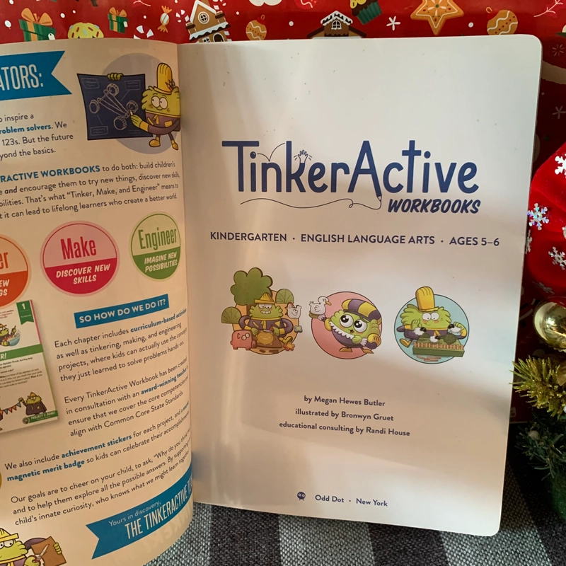 Sách học tiếng anh TinkerActive Workbooks:Kindergarten English Language Arts, 85%, gáy cũ 332721