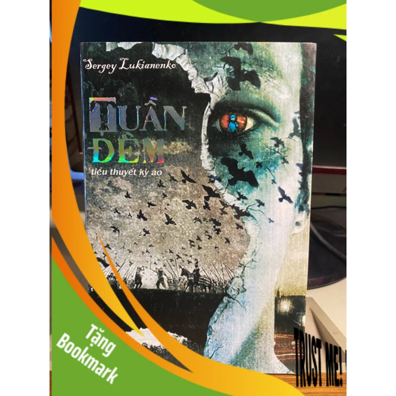 (TẶNG BOOKMARK) TUẦN ĐÊM - Sergey Lukianenko Sách văn học RBK0302 955644