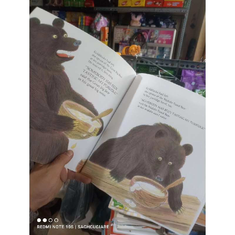 The Three Bears mới 90% Sách tự học tiếng Anh HCM2702 930384